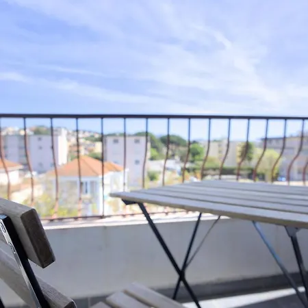 The Break Apartment *
