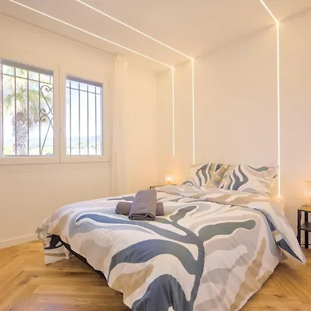 The Break Apartment *